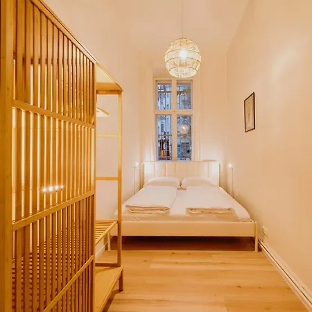 2 Bedroom-urbanapartment-berlin برلين